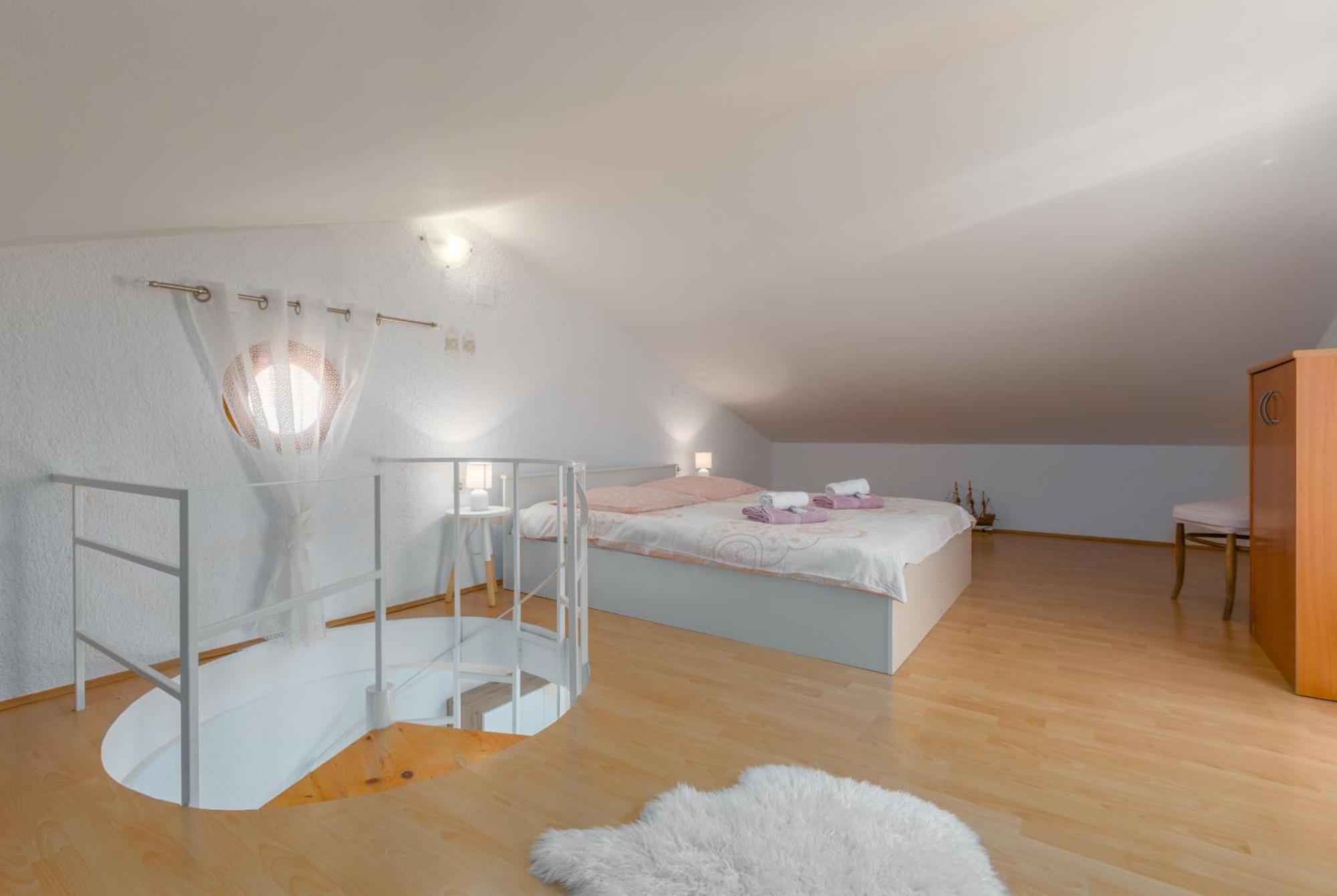 Apartment Leni Near Beach Porec Luaran gambar