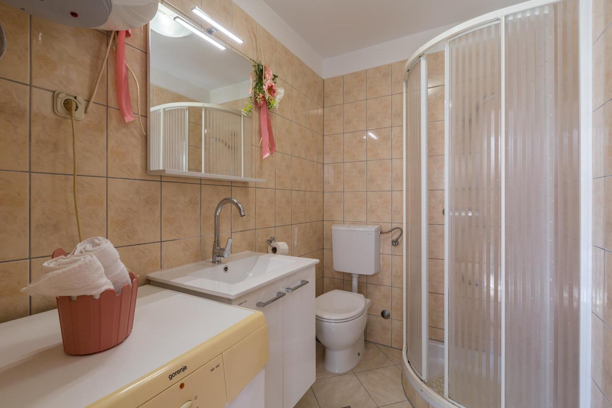 Apartment Leni Near Beach Porec Luaran gambar