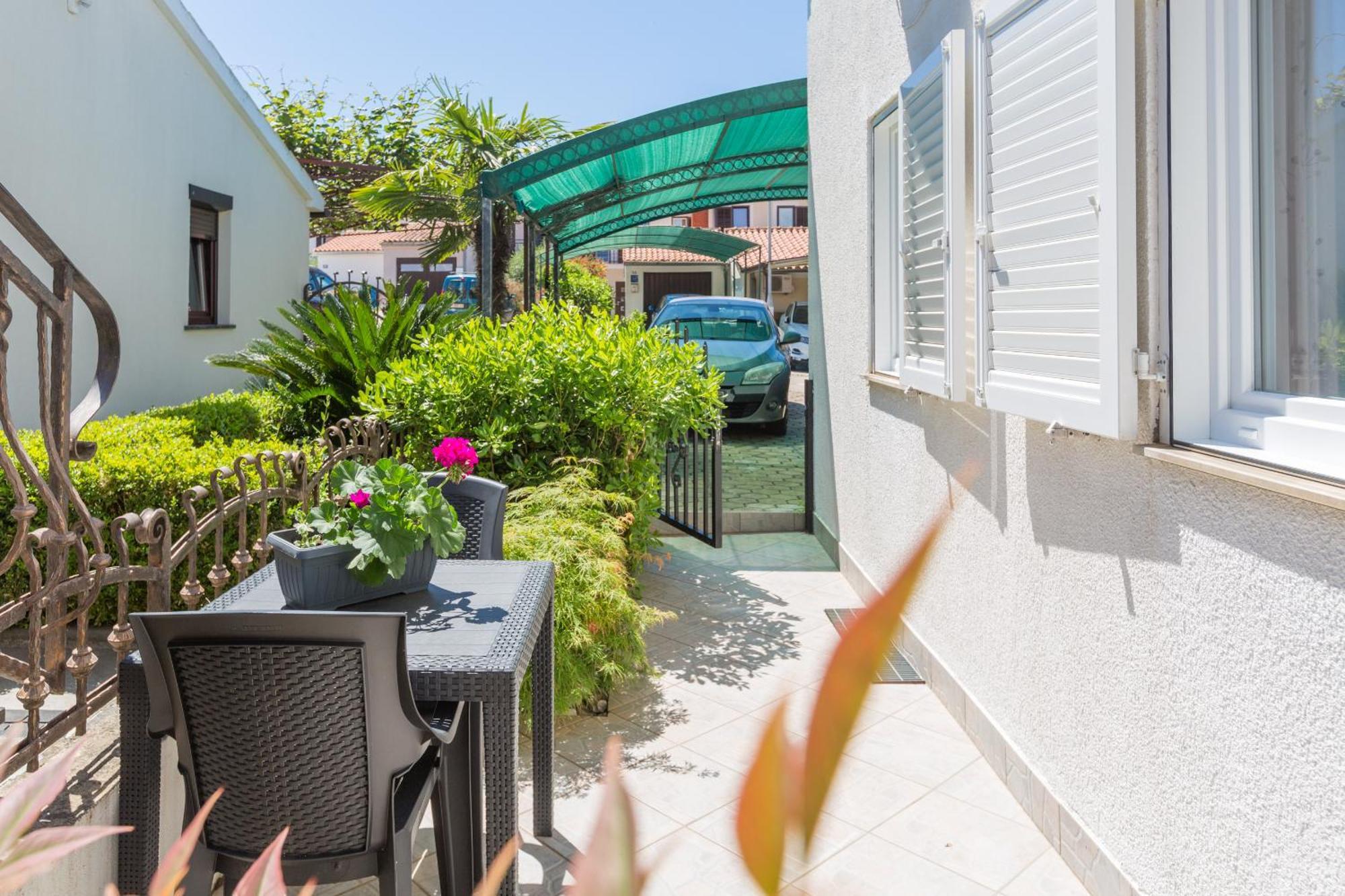 Apartment Leni Near Beach Porec Luaran gambar